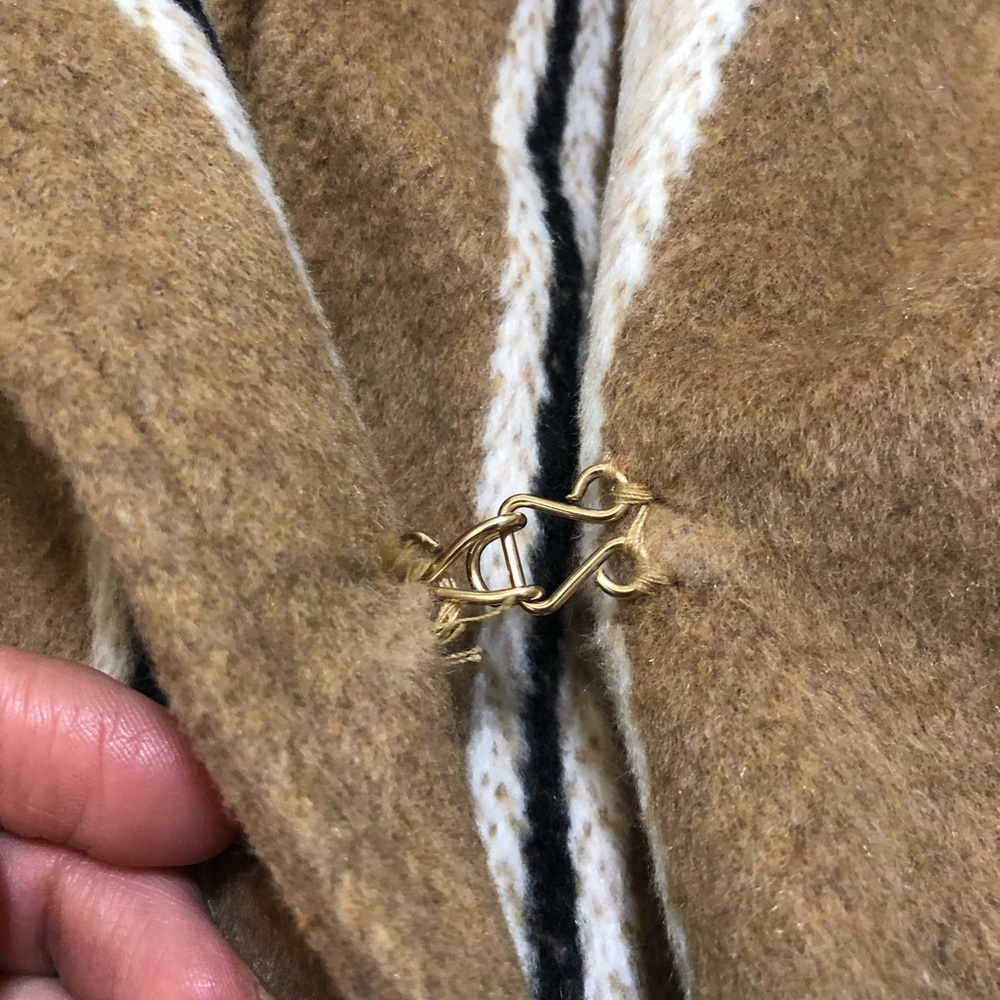 Coat - Picture 2 of 4